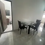 Centrico Apartamento Y Bien Ubicado En Laureles Apto 402