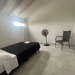 Centrico Apartamento Y Bien Ubicado En Laureles Apto 402