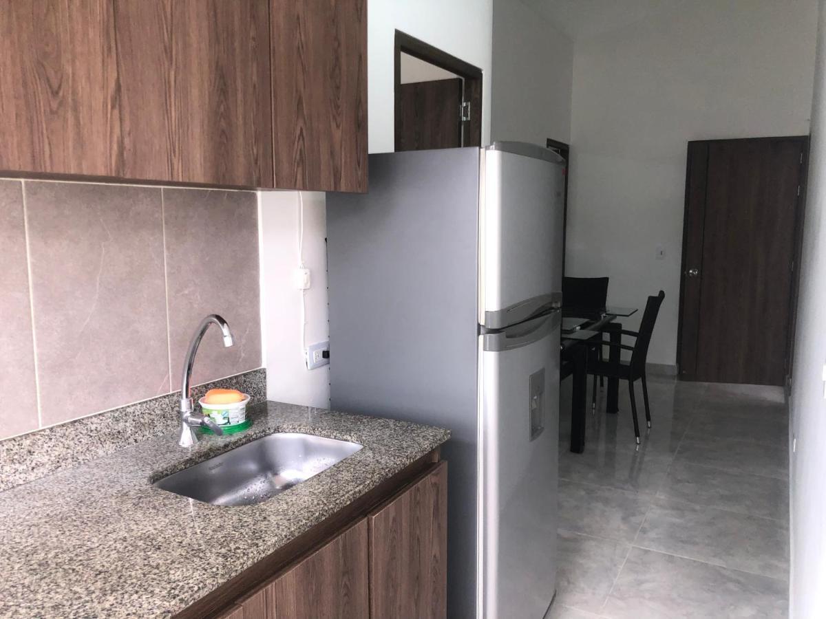 Centrico Apartamento Y Bien Ubicado En Laureles Apto 402 * Medellín