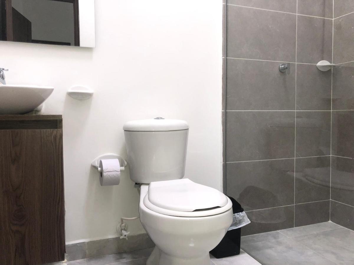 Centrico Apartamento Y Bien Ubicado En Laureles Apto 402 Apartamento *