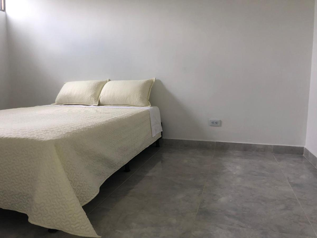 Centrico Apartamento Y Bien Ubicado En Laureles Apto 402 Apartamento Medellín